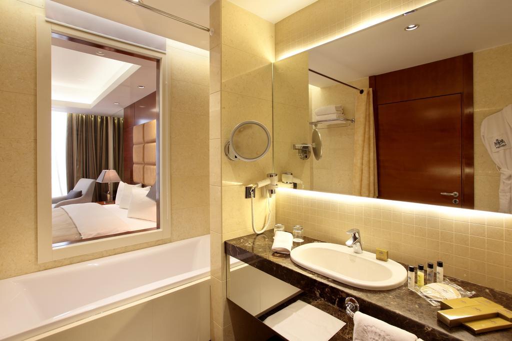 Royal Plaza Hotel And Casino Kapchagay Habitación foto